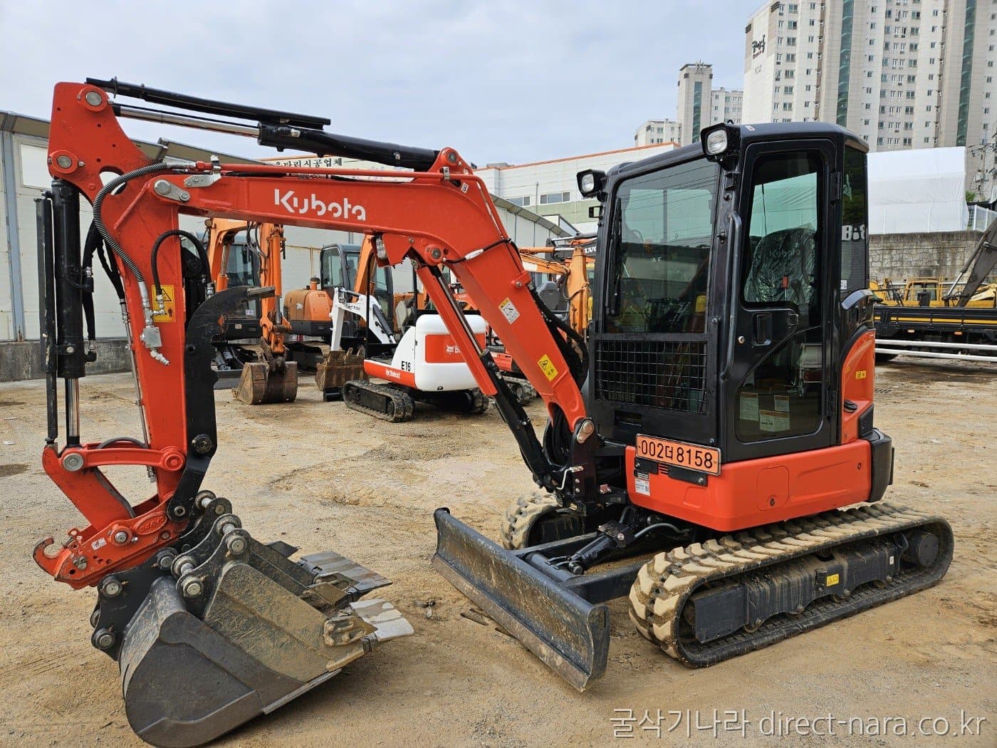 Kubota U30