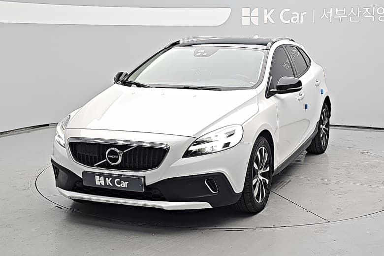 Volvo V40 Cross Country, 2019