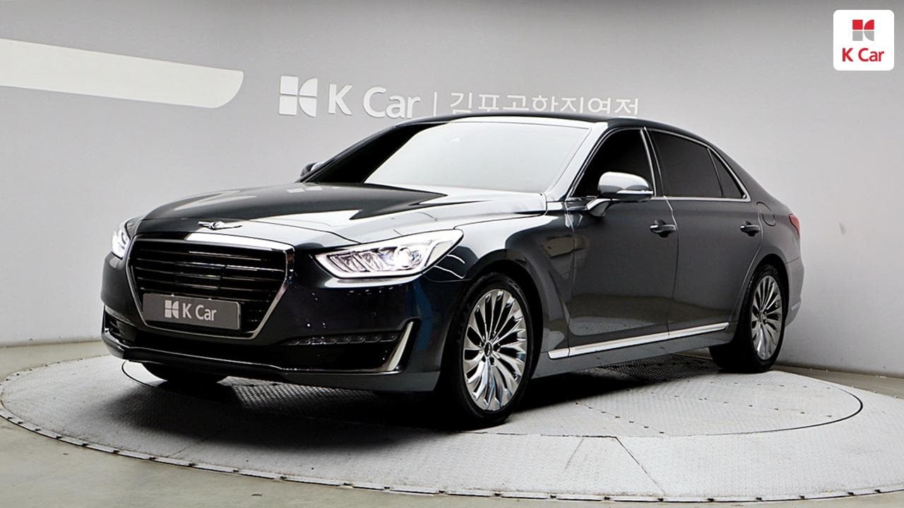 Genesis EQ900, 2018