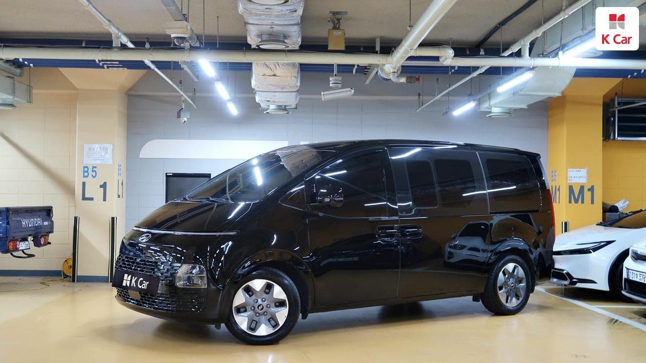 Hyundai Staria, 2023