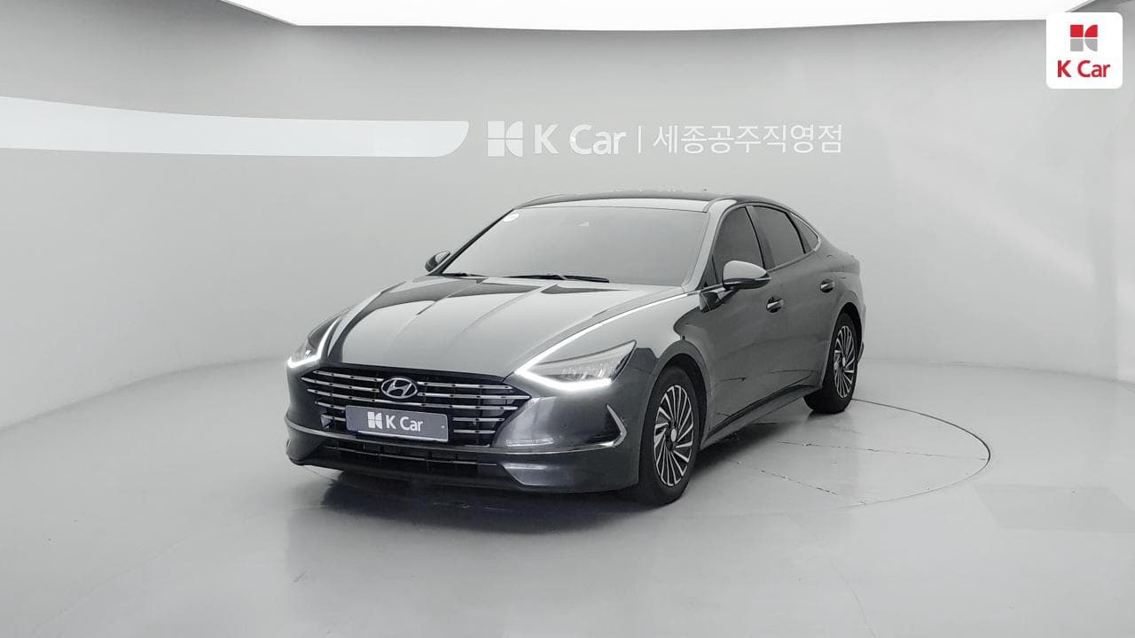 Hyundai 쏘나타 DN8 하이브리드, 2023