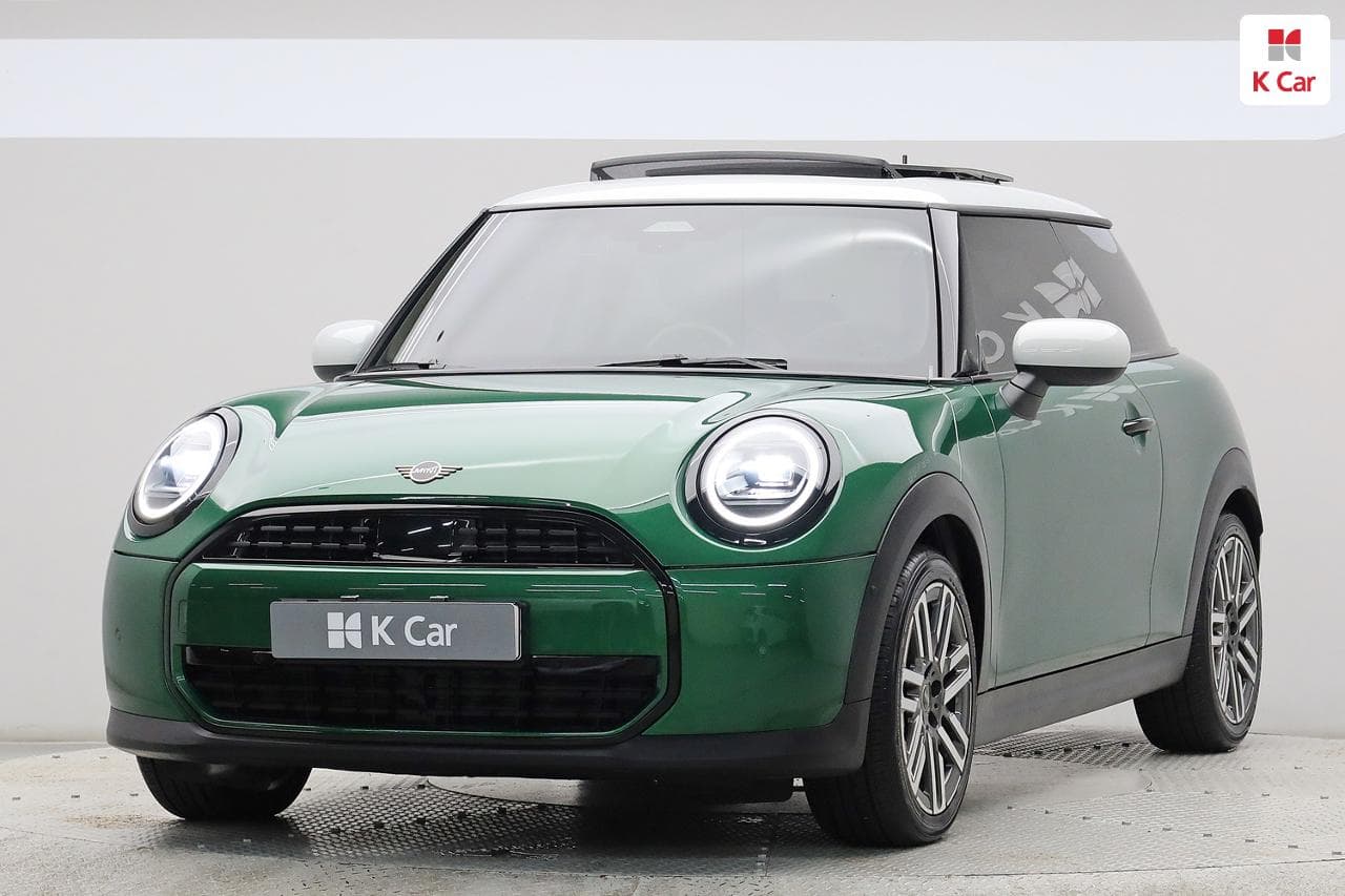 Mini 쿠퍼 (4세대), 2024