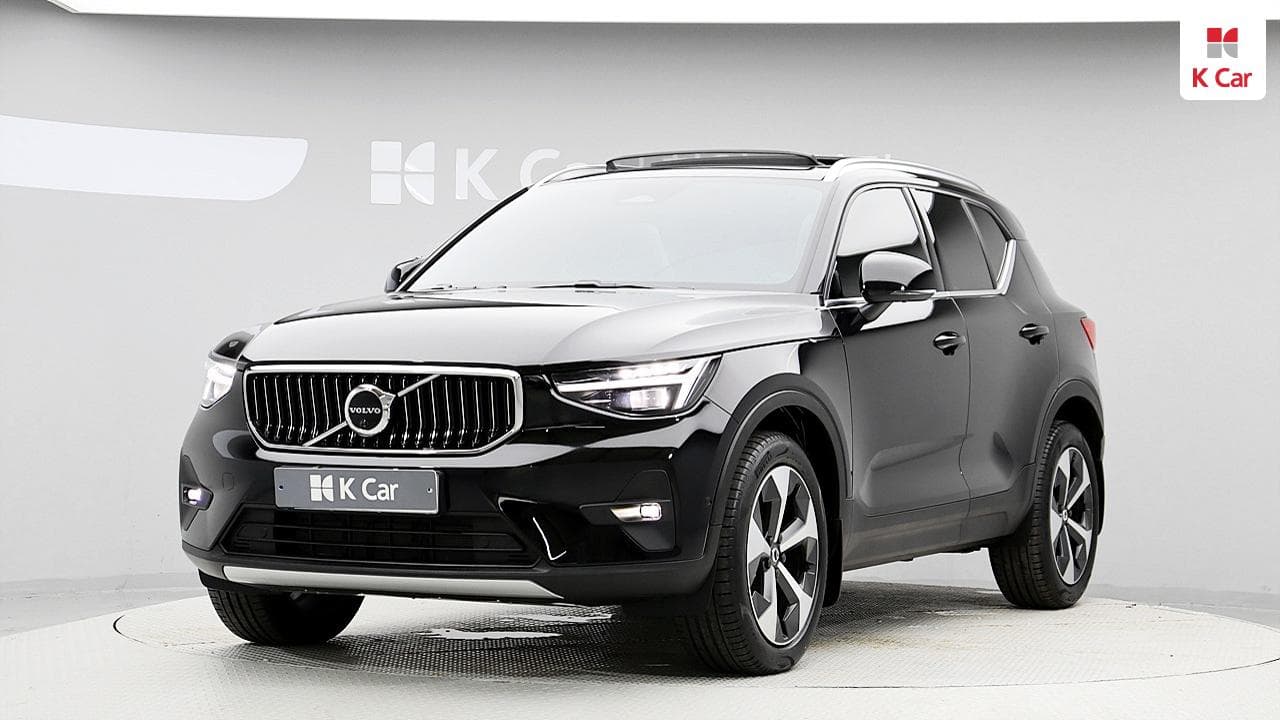 Volvo XC40, 2024
